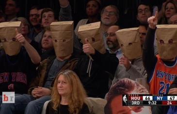 Knicks fans wear paper bags on their heads
