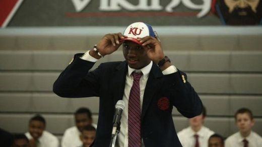 Top recruit Carlton Bragg goofs when announcing which school he’ll be playing for next year