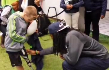 10 year old Seahawks fan has Richard Sherman themed prosthetic leg