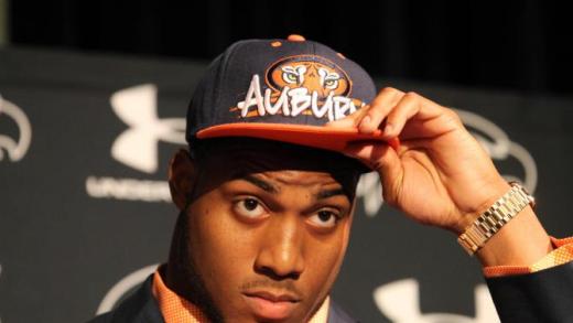 5-Star defensive end Byron Cowart commits with Auburn (Highlight Tape)