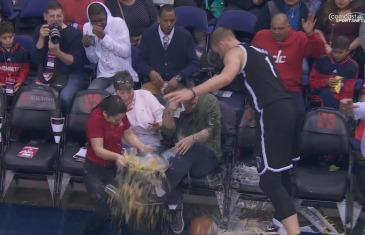 Mason Plumlee spills beer all over the place in Nets vs. Wizards game