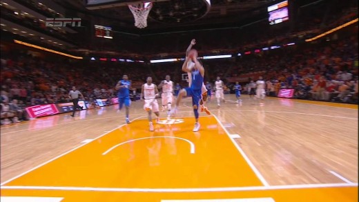 Tennessee Cheerleader gets wiped out by Kentucky guard Devin Booker