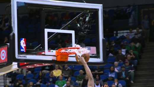 Andrew Wiggins with a massive throwdown on Rudy Gobert