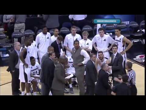 Providence coach Ed Cooley gets technical foul for slamming chair