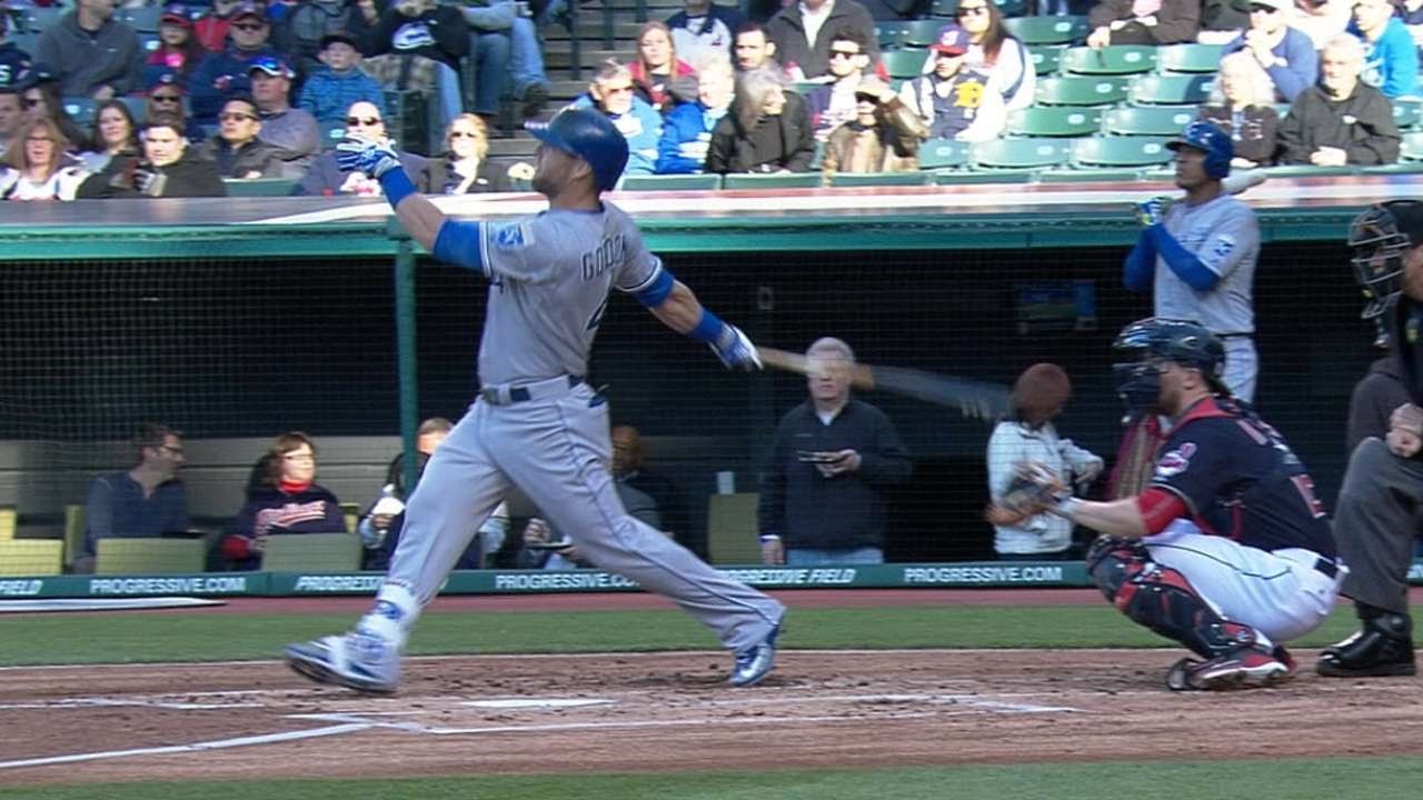 Alex Gordon destroys a baseball for the massive homer