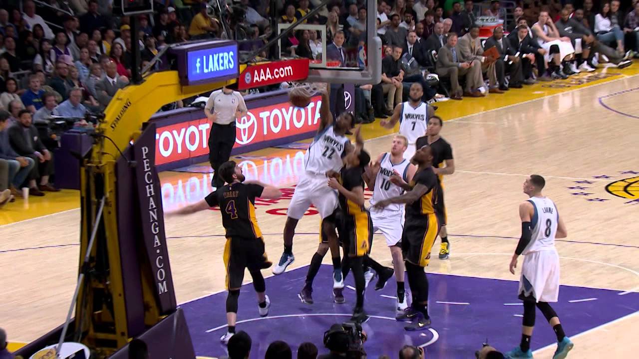 Andrew Wiggins soars over the Lakers for the Jam