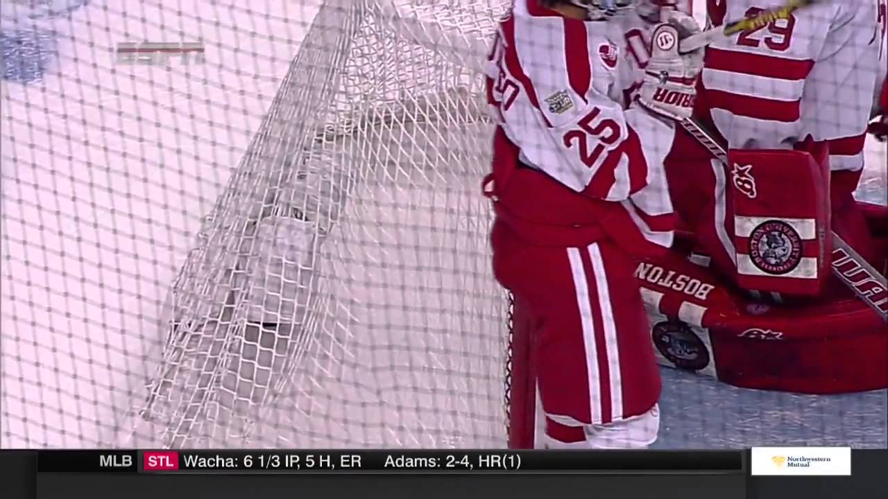 Boston University goalie gives up blooper goal in NCAA title game
