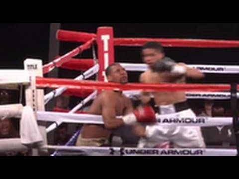 Brutal knockout by Antonio Russell on Harold Reyes