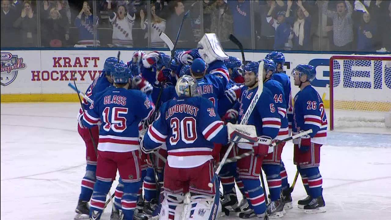 Carl Hagelin scores OT winner to clinch series for the Rangers