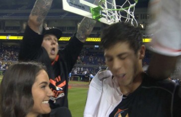 Dee Gordon dunks on Christian Yelich in post-game interview