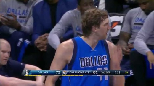 Dirk Nowitzki scores his 28,000th career point