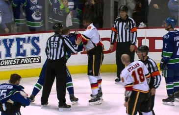 Flames & Canucks brawl to end Game 2