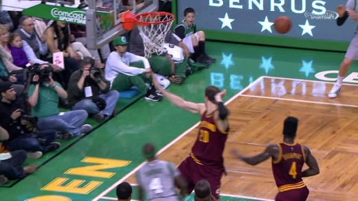 Isaiah Thomas dangles the defense & drops the dime to Jerebko