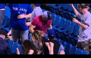 Jays fan attempts to catch foul ball & gets beer all over him instead