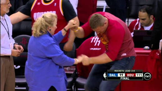 JJ Watt dances to celebrate Houston Rockets victory