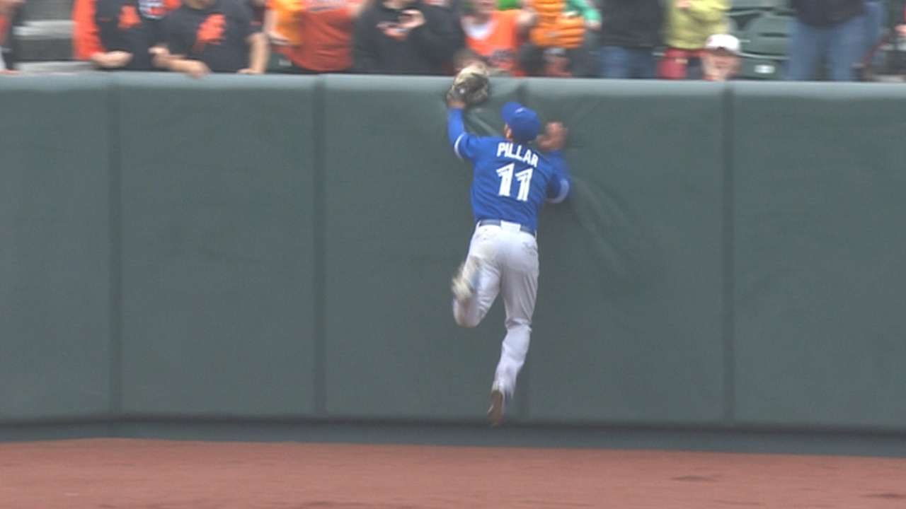 Kevin Pillar robs Chris Davis of extra bases with leaping catch
