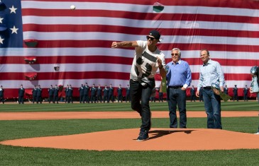 Tom Brady throws out the first pitch for Red Sox opener