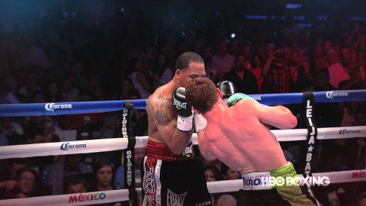 Canelo Alvarez knocks out James Kirkland with a hard blow