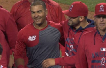 Carlos Perez launches first career homer & it’s a walk-off home run