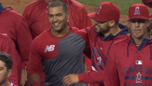 Carlos Perez launches first career homer & it’s a walk-off home run