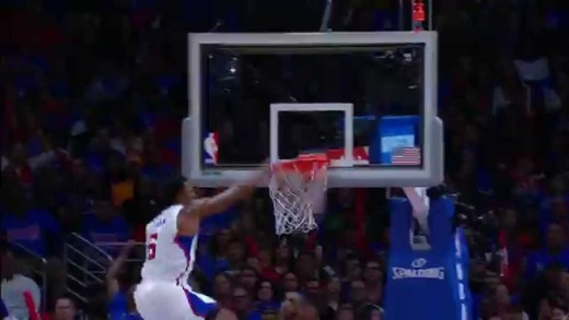 DeAndre Jordan throws down two massive alley-oops