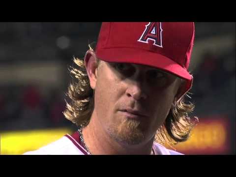 Jered Weaver gets hit with bottle during interview & gives death stare