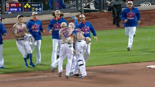 John Mayberry hits the rare walk off infield single for the Mets