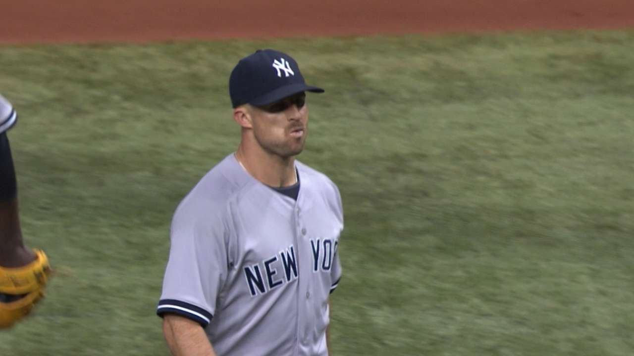Yankees game ends on catwalk flyball out