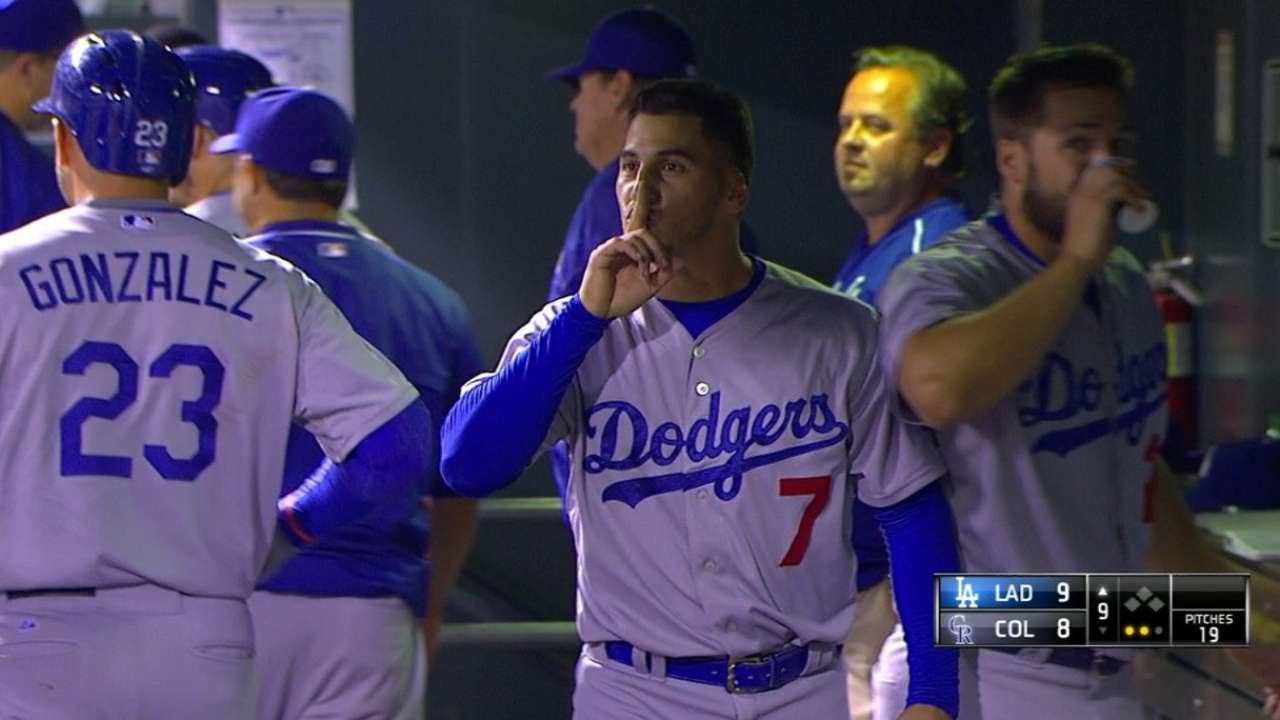 Alex Guerrero hits a grand slam to give the Dodgers a 9-8 lead