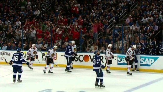 Chicago Blackhawks forward Antoine Vermette scores Game 1 winner