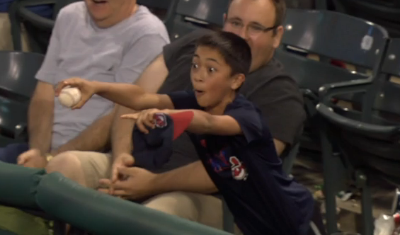 Classic: Kid makes a foul ball grab, engages Miggy & Miguel Cabrera makes a fan for life