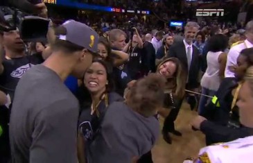 Steph Curry celebrates with family & daughter Riley