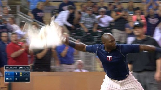 Torii Hunter gets tossed arguing strikes & throws his jersey in disgust