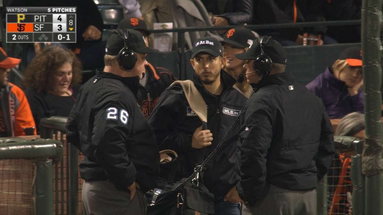 Weird play: Buster Posey called out on fan interference in the 8th