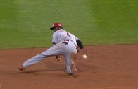 Wow: Brandon Phillips starts DP with behind-the-back flip
