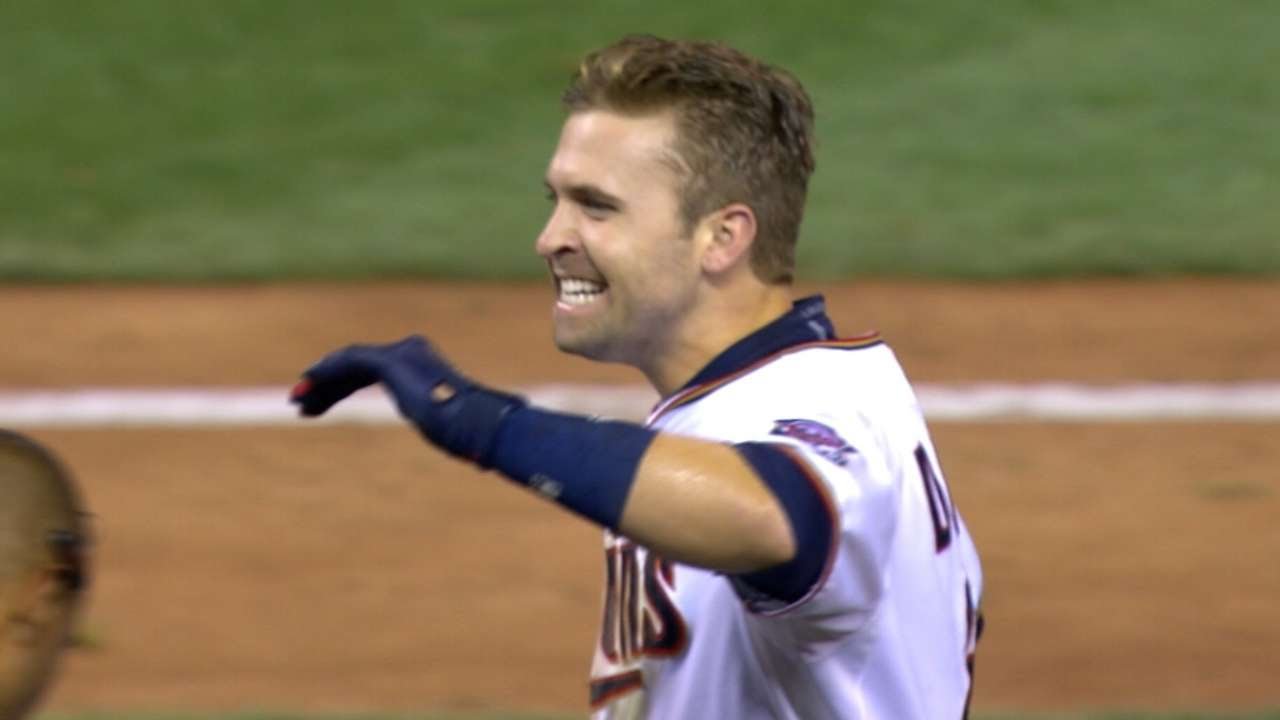 Brian Dozier hits a walk-off two-run homer in 10th