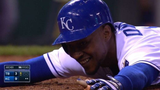 Jarrod Dyson drives in two on an inside-the-parker