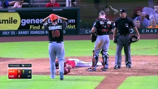 Jose Fernandez hits David Peralta in the head with Fastball