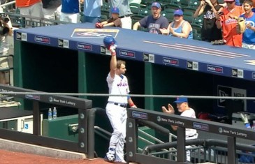 Kirk Nieuwenhuis with a historic 3 homer performance for the Mets