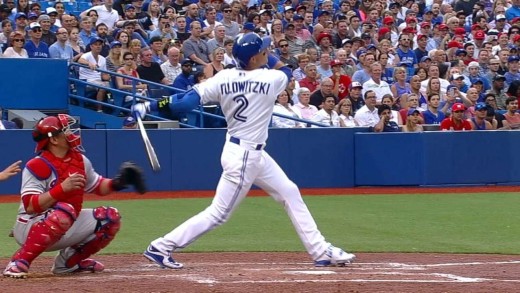 Troy Tulowitzki homers in Blue Jays debut