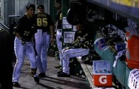 Jung Ho Kang dances to ‘Gangnam Style’ during delay
