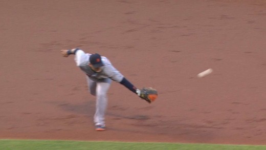 Jose Iglesias flips grounder with glove for out