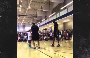 Kevin Durant moon swats little kids shot at basketball camp