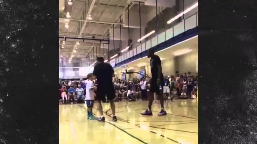 Kevin Durant moon swats little kids shot at basketball camp