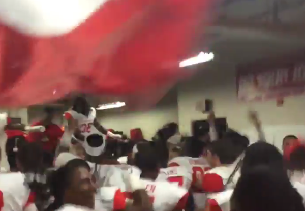 Turned Up: Houston Cougars fired up in the locker room to 