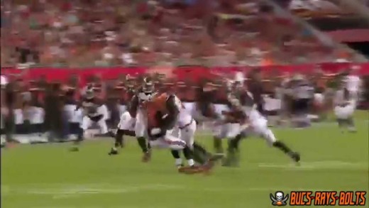 Bucs LB Kwon Alexander destroys Browns QB Josh McCown