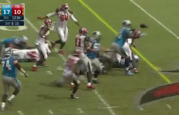 Panthers score ridiculous TD from their own fumble