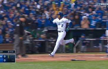 Alcides Escobar hits first World Series inside-the-park homer since 1929
