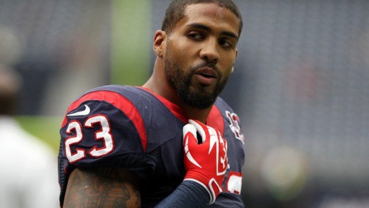 Texans RB Arian Foster takes out his frustration’s on a Gatorade cooler