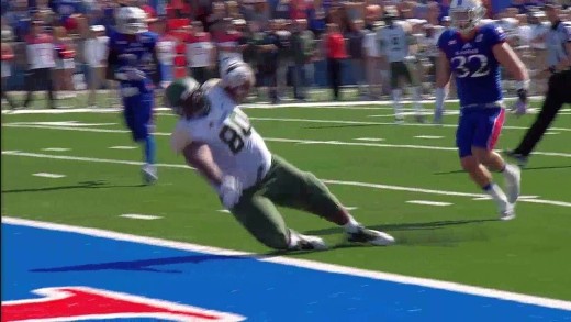 Baylor 400 pound TE LaQuan McGowan tumbles into end zone for touchdown